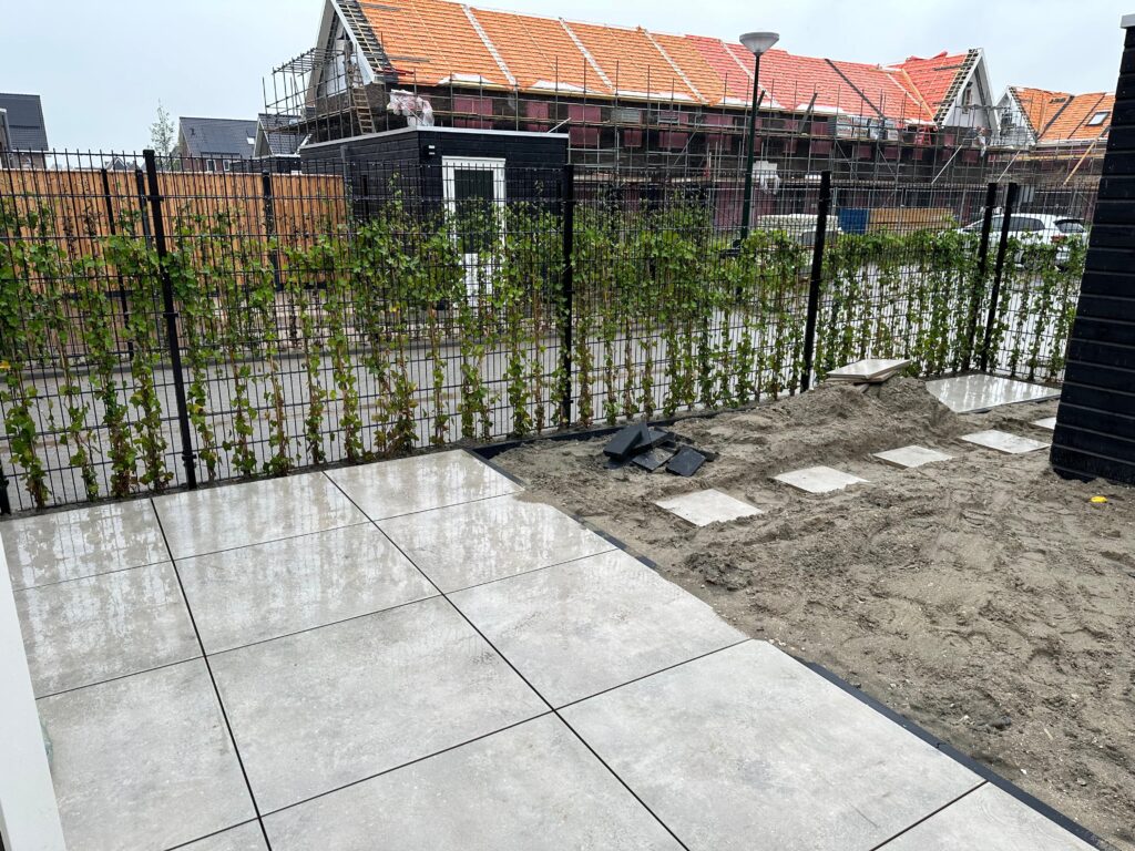 Tuin bestraten offerte van de Tuinaanleg Concurrent